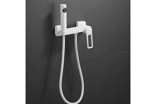 Смеситель с гиг. душ настенный белый мат. SHEVANIK S6805C-1