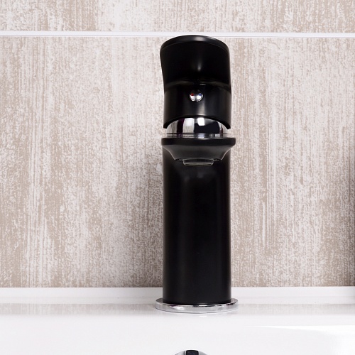 Смеситель д/умывальника "Elbe" (7403) 35мм черный WasserKraft